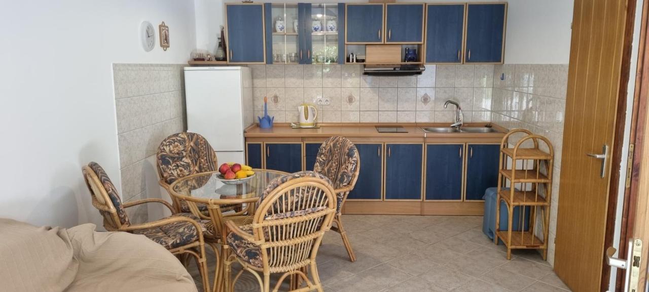 Apartmani Karla Башка Экстерьер фото